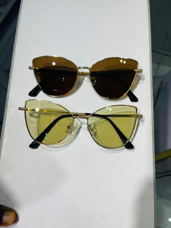 ML 42 Luxury Gold rimmed cat-eye Sunglasses - Image 2