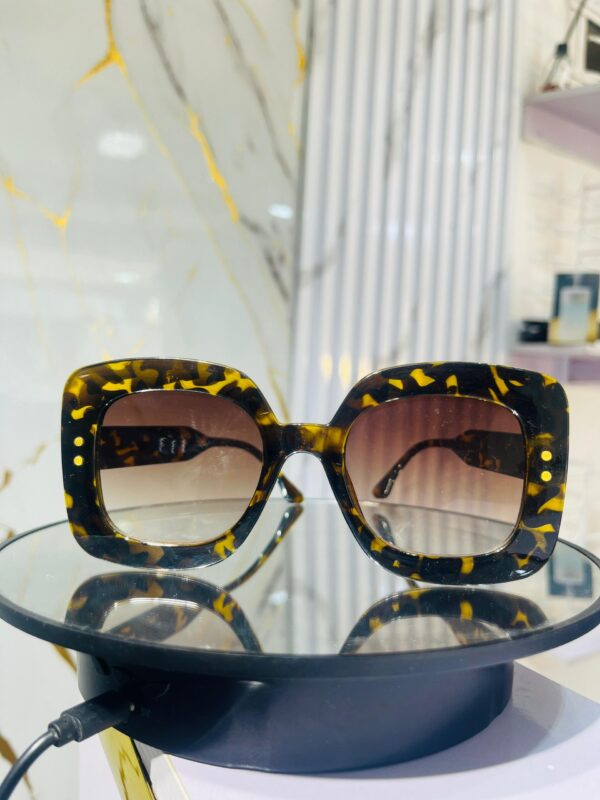 ML 134 Shadebae Sunglasses
